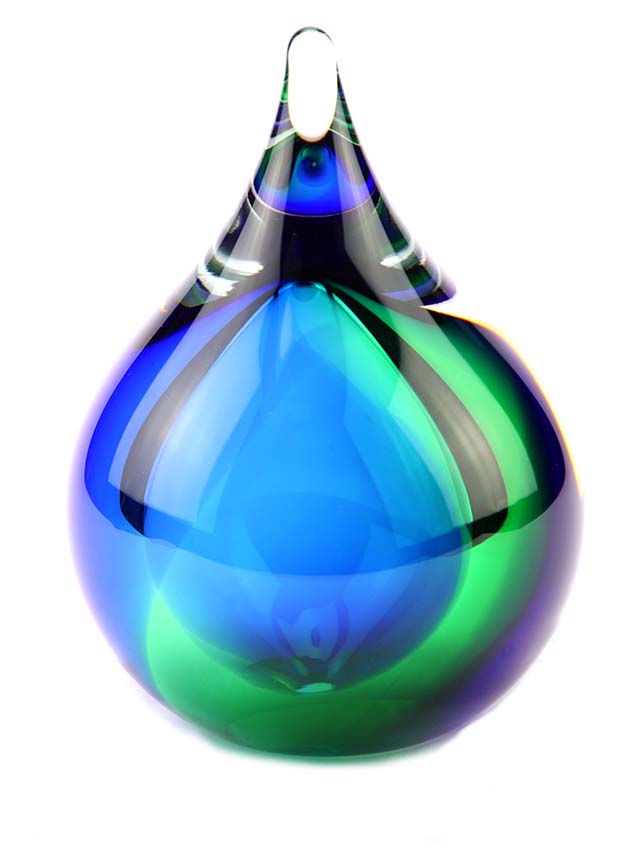 kleine kristallglaser D blasene urne glau grun